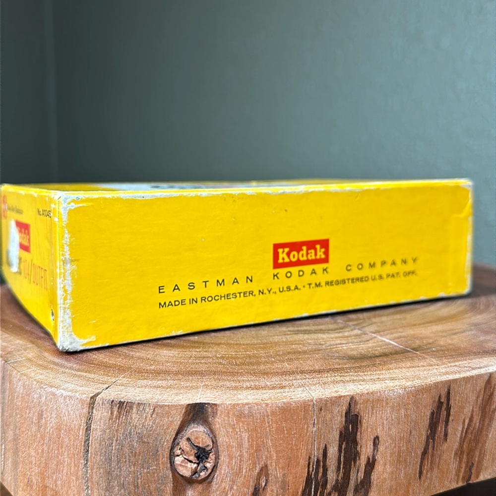 KODAK Instamatic 104/Outfit with Box - Picture 16 of 16